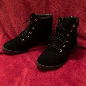 Black lace up boots